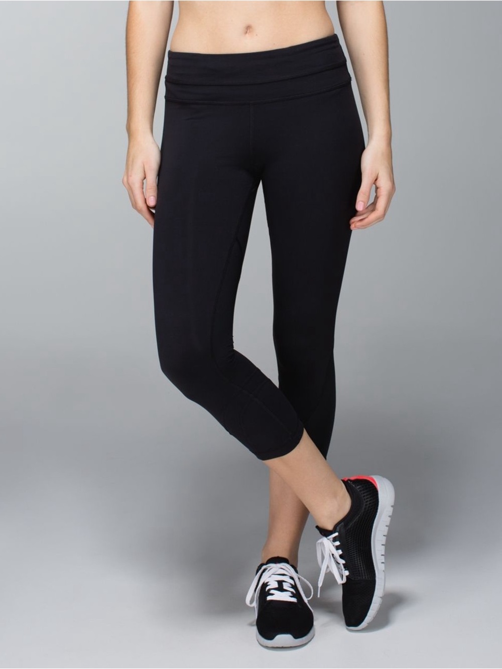 Lululemon Run Inspire Capri II Black Mesh Leggings Size 4
